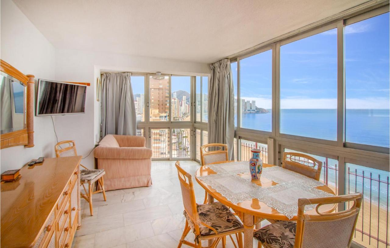 2 Bedroom Cozy Apartment In Benidorm Dış mekan fotoğraf